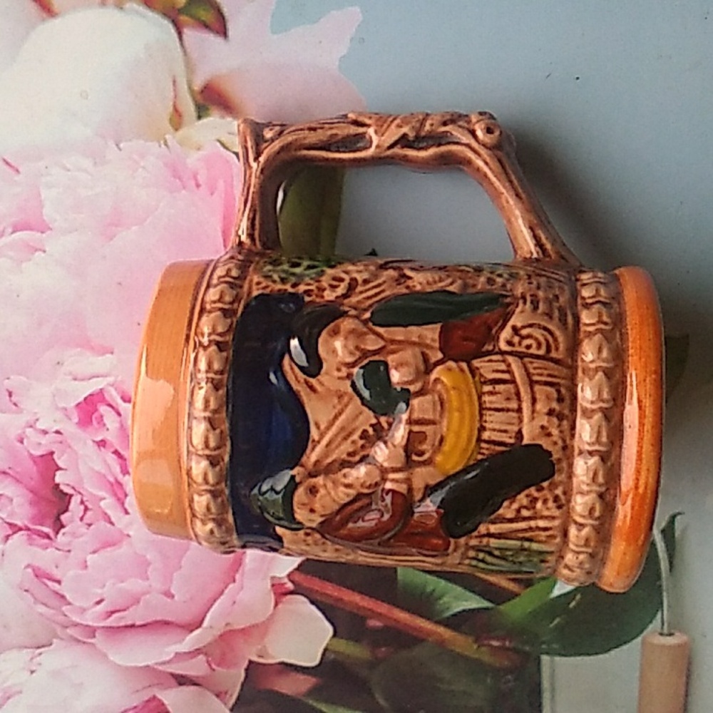 Vintage Ceramic Beer Stein Japan 1/2 Pint Relief
